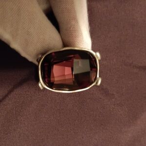 UNO de 50 ring Swarovski crystal?